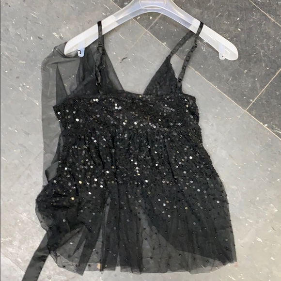 Ghungroo Sequin Top - Picture 8 of 8